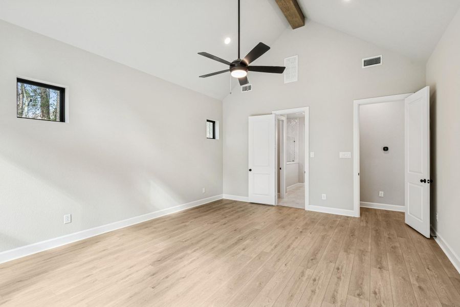 Spacious, unfurnished interior of a new home in ARTAVIA 65' Homesites, Conroe (Image 34).