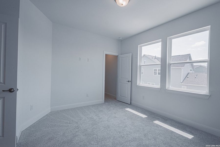 Spacious, unfurnished interior of a new home in Town Creek, New Braunfels (Image 20). Spacious, unfurnished interior of a new home in Town Creek, New Braunfels (Image 20).