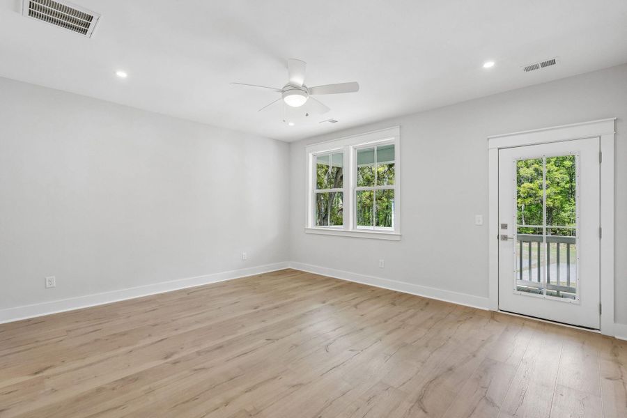Spacious, unfurnished interior of a new home in Waterloo Estates, Johns Island (Image 40).