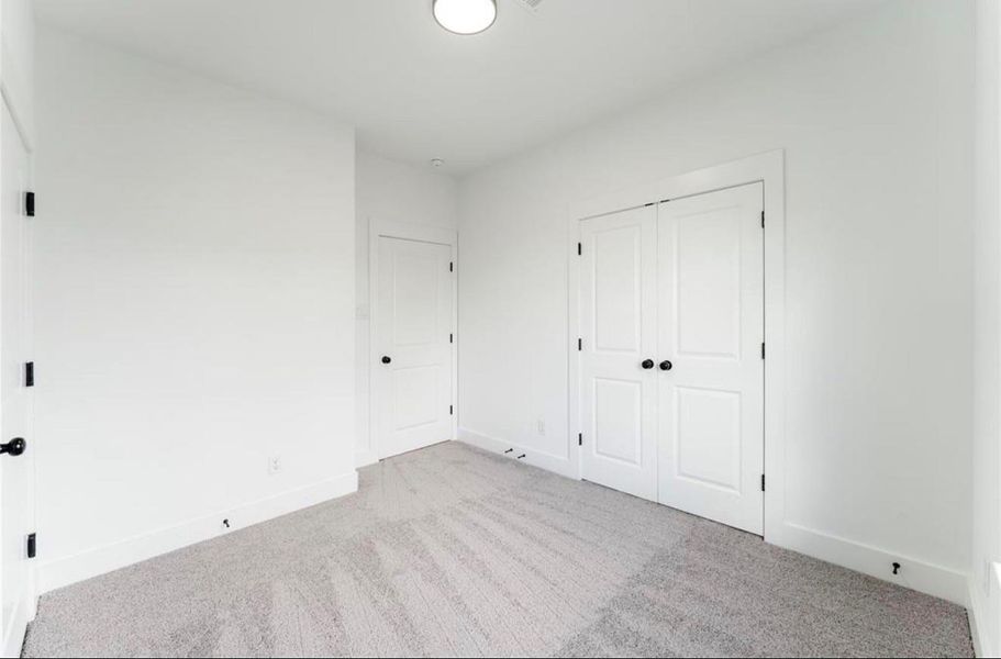 Spacious, unfurnished interior of a new home in , Beasley (Image 14).