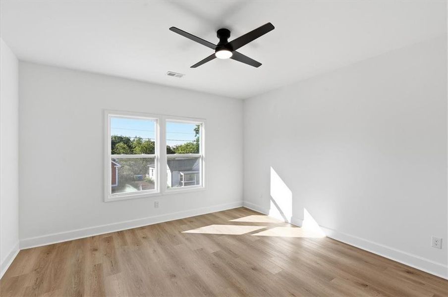 Spacious, unfurnished interior of a new home in , Atlanta (Image 56).