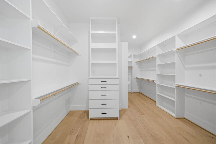 Image 32 of a home in .