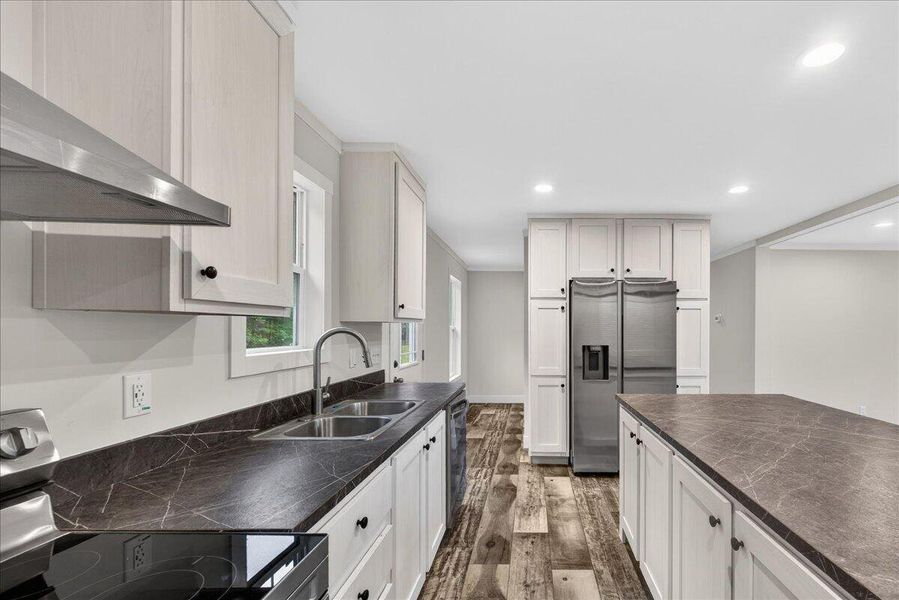 Furnished interior view inside a new home in , Walterboro (Image 9).