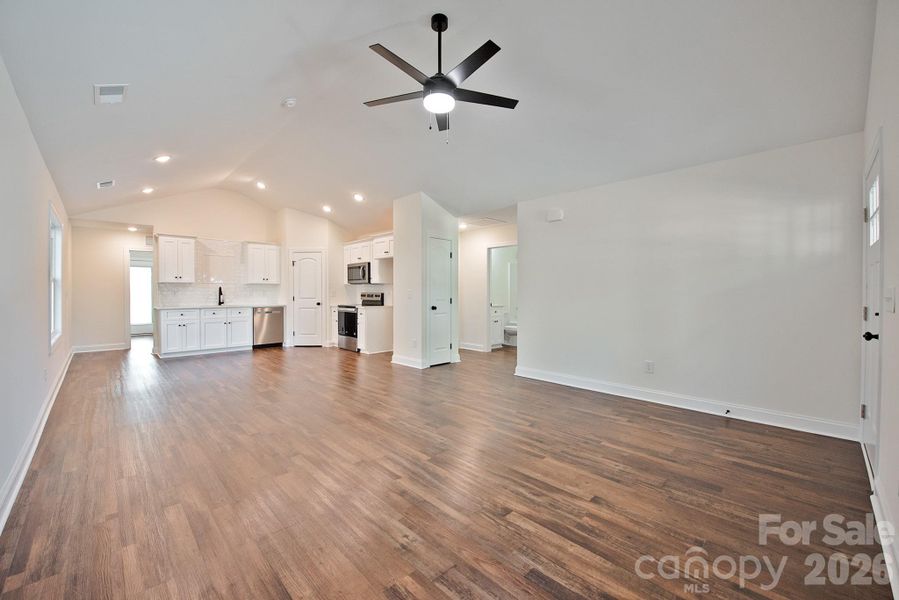 Spacious, unfurnished interior of a new home in , Kannapolis (Image 26).