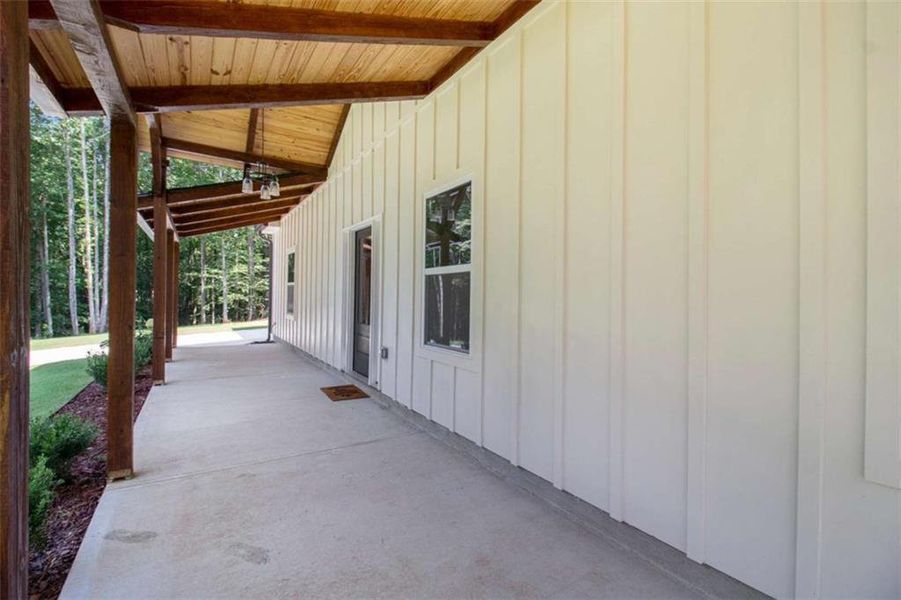 Image 36 of a home in .