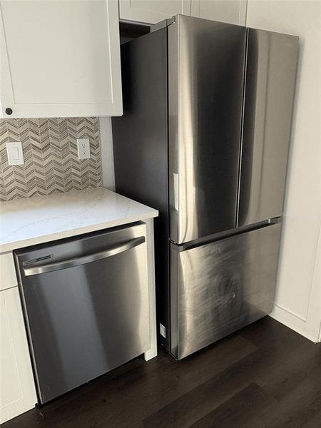 Close-up of interior finishes inside a home in , Mineola (Image 6).