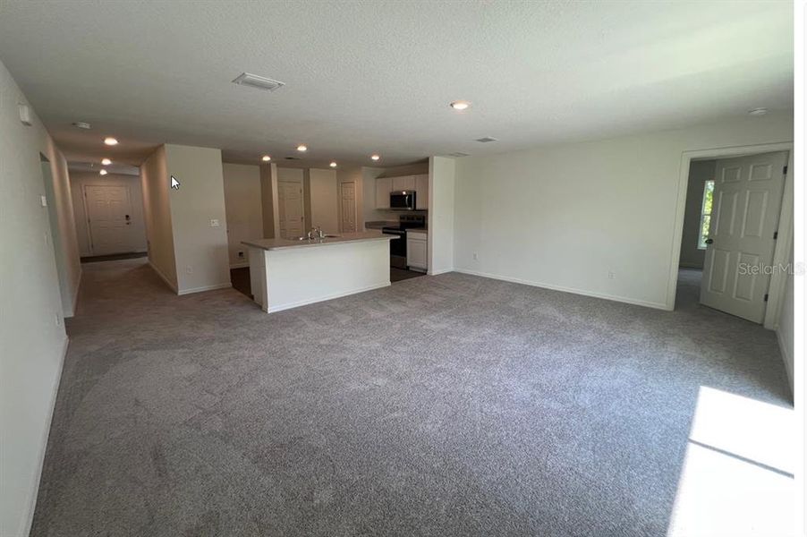 Spacious, unfurnished interior of a new home in Palm Coast: Value Collection, Palm Coast (Image 13).