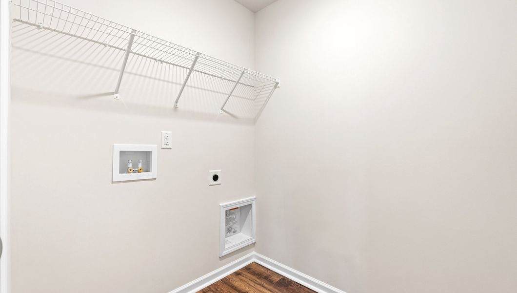 Spacious, unfurnished interior of a new home in Treemont Commons, Wellford (Image 24).