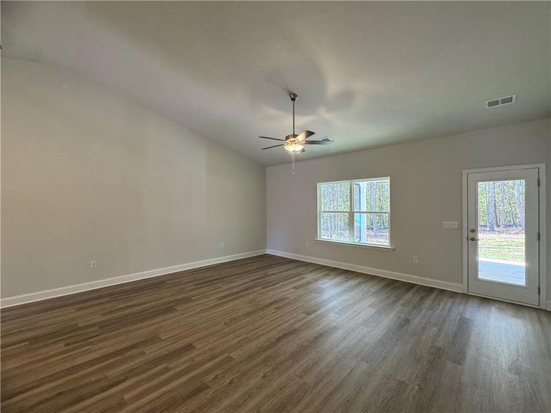 Spacious, unfurnished interior of a new home in The Fields of Walnut Creek, Pendergrass (Image 10).