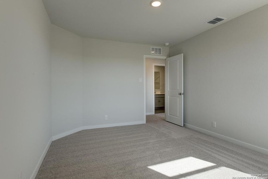 Spacious, unfurnished interior of a new home in The Preserve at the Wilder, Adkins (Image 12).