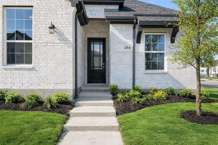 204 Golden Run Front 4