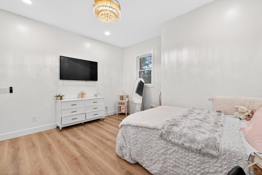 Furnished interior view inside a new home in , Buford (Image 48).