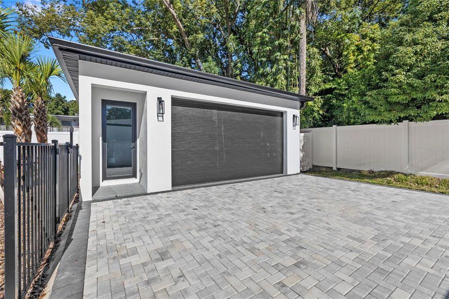 Exterior details and patio area of a home in , Orlando (Image 35). Exterior details and patio area of a home in , Orlando (Image 35).