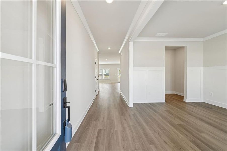 Spacious, unfurnished interior of a new home in Vines at Mill Creek - Estate Series, Braselton (Image 40).