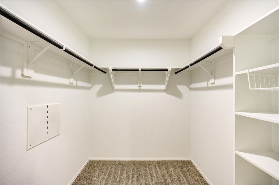 Spacious, unfurnished interior of a new home in Breckenridge Forest, Spring (Image 29).