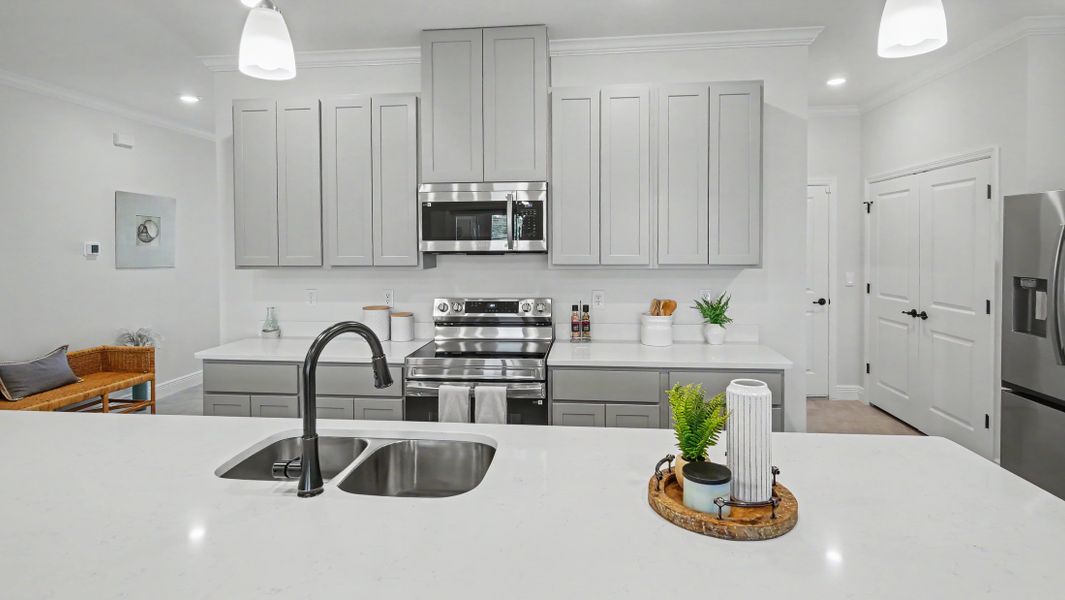 Representative furnished interior of a home built from the Drexel by Maronda Homes in Labelle, Labelle (Image 9).