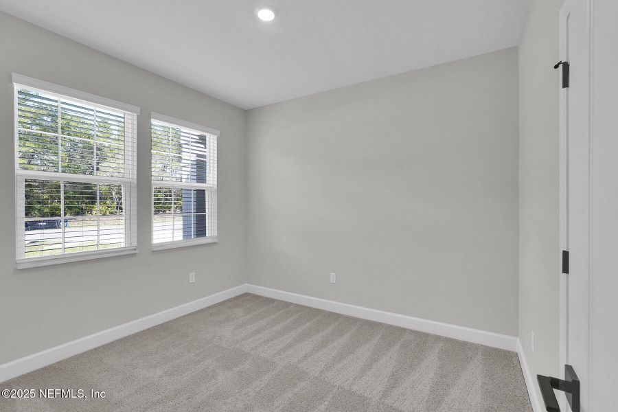 Spacious, unfurnished interior of a new home in , Jacksonville (Image 14).