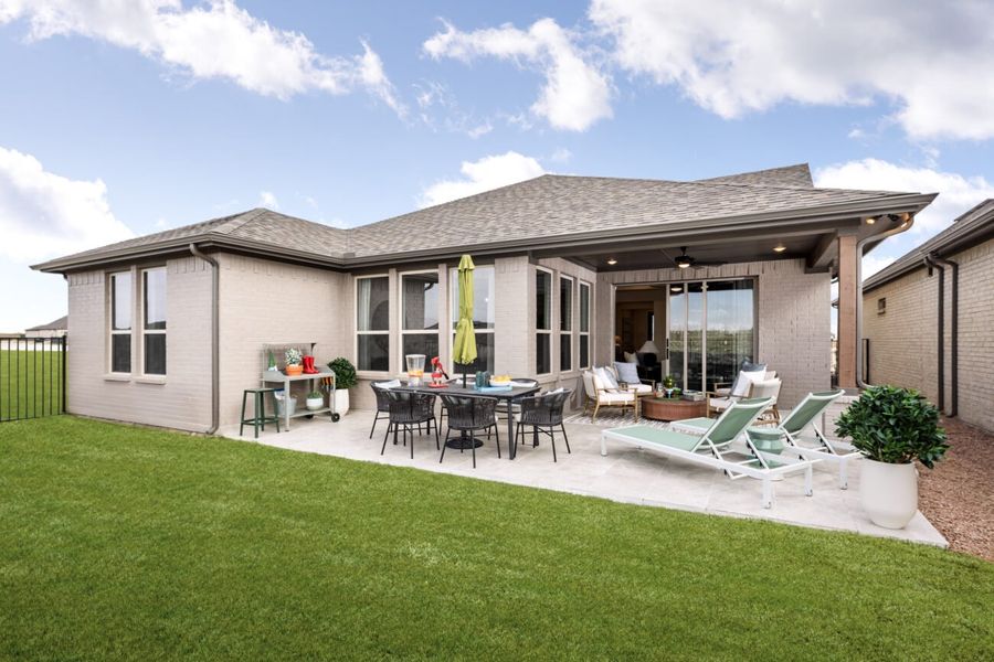 Representative exterior details of a home built from the Torino by Ladera Texas in Ladera at The Reserve, Mansfield (Image 27). Representative exterior details of a home built from the Torino by Ladera Texas in Ladera at The Reserve, Mansfield (Image 27).