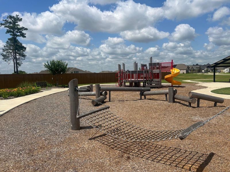 Community amenities in Wood Leaf Reserve, Tomball (Image 14).