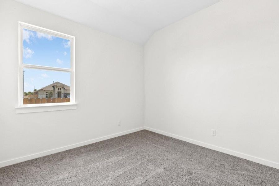 Spacious, unfurnished interior of a new home in University Heights, Round Rock (Image 27).
