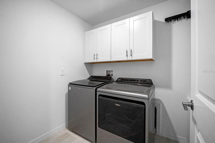 Furnished interior view inside a new home in North Park Isle, Plant City (Image 10).