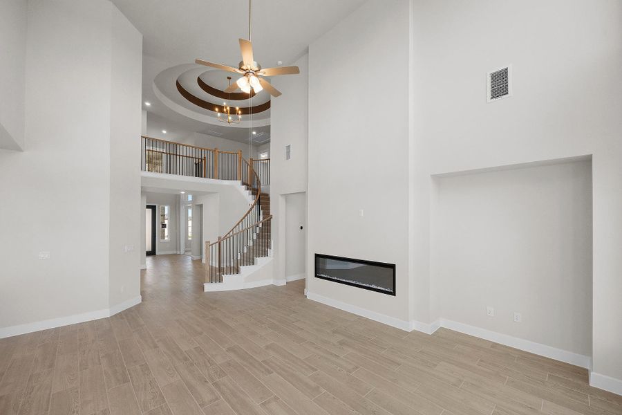 Spacious, unfurnished interior of a new home in Lariat, Liberty Hill (Image 24).