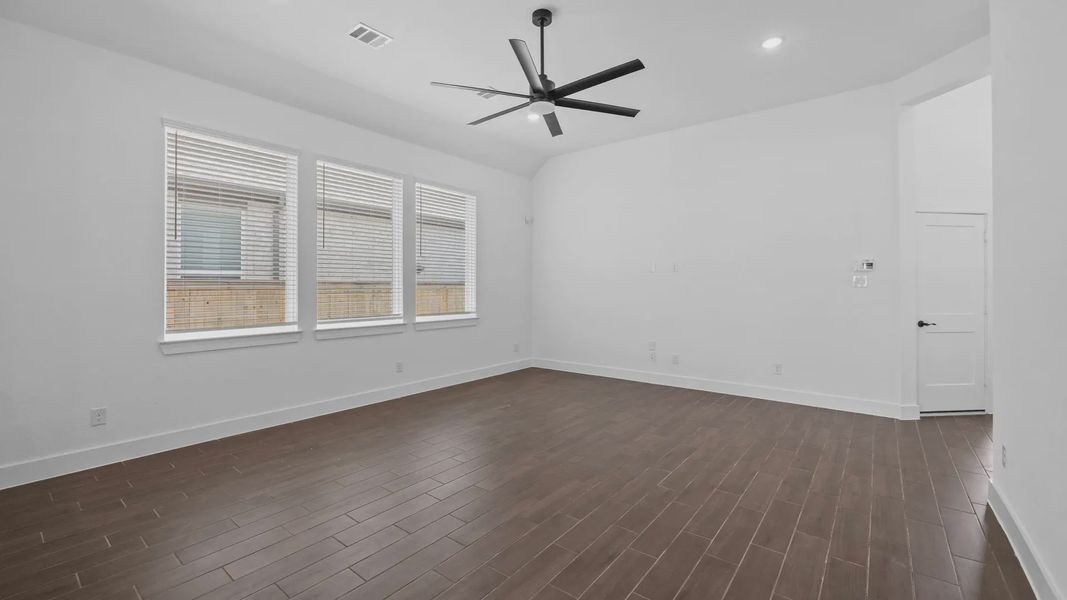 Spacious, unfurnished interior of a new home in Attwater 55s, Waller (Image 21).