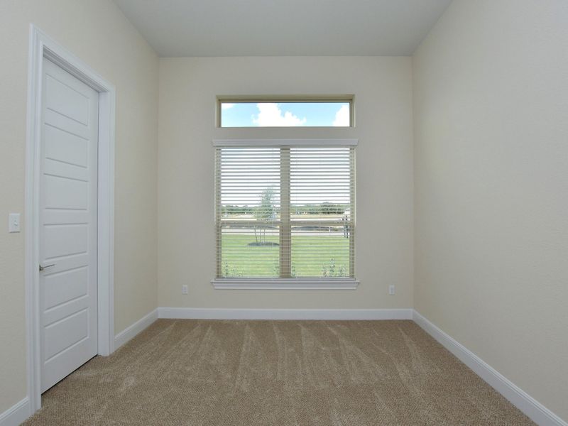 Representative unfurnished interior of a home built from the San Simeon I by Giddens Homes in Clearwater Ranch, Liberty Hill (Image 491).