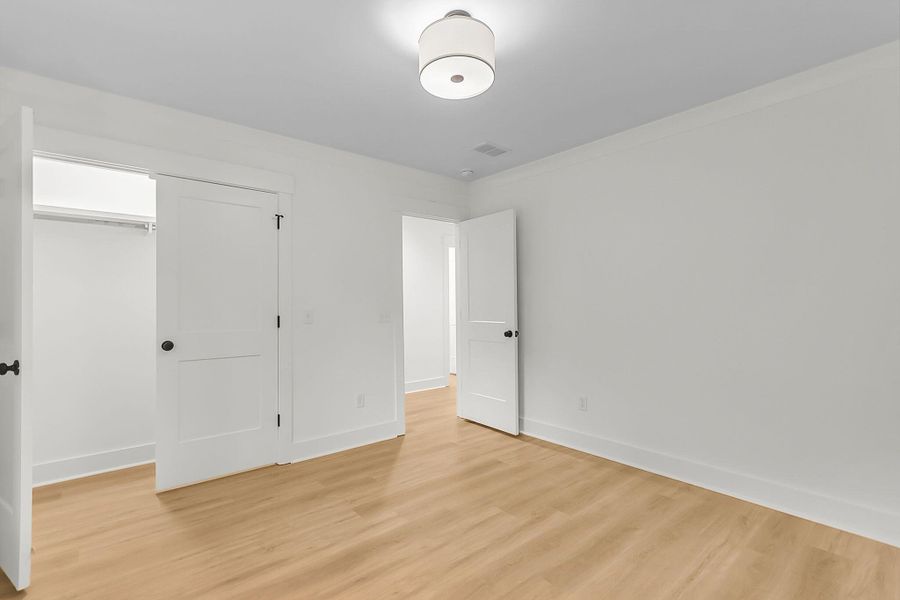 Spacious, unfurnished interior of a new home in , Charleston (Image 21).