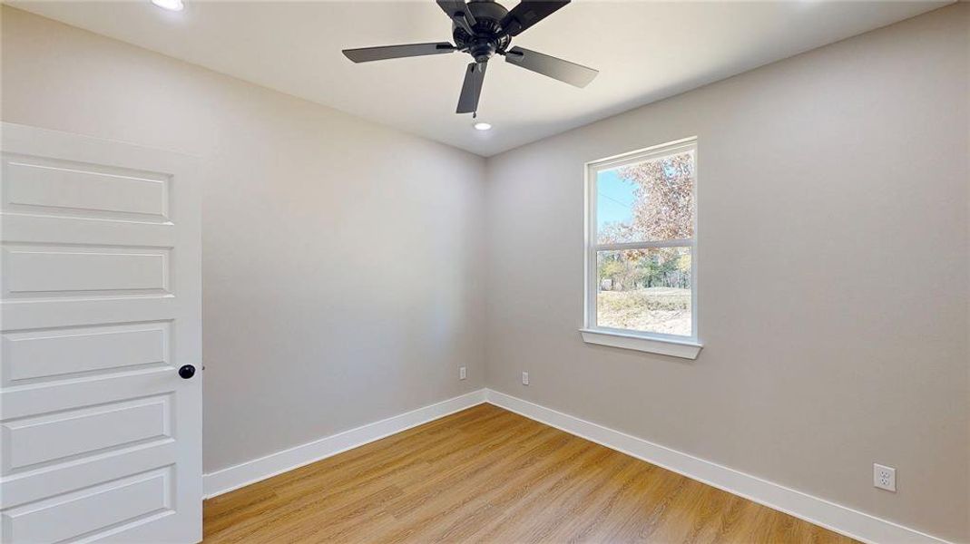 Spacious, unfurnished interior of a new home in , Troup (Image 31).