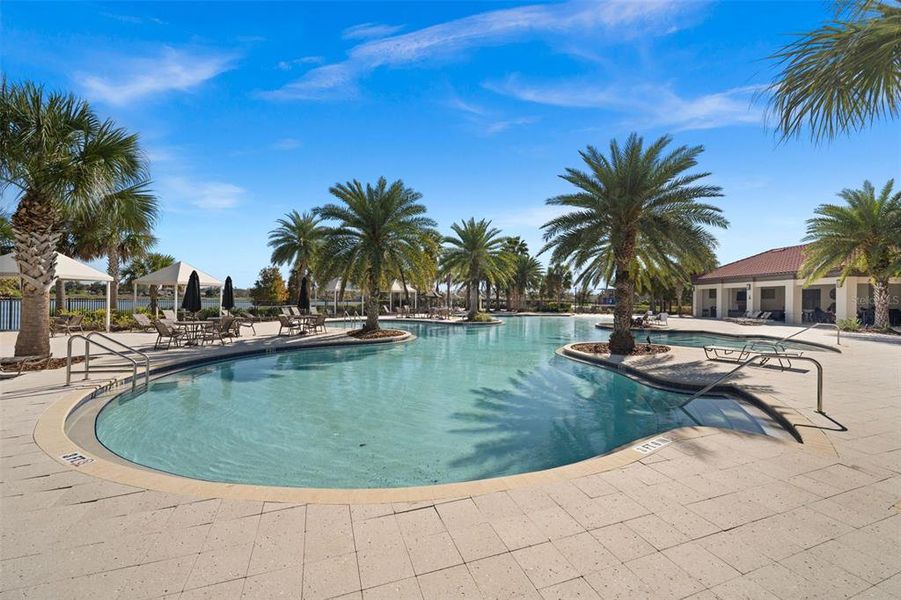 Community amenities in , Palmetto (Image 30).