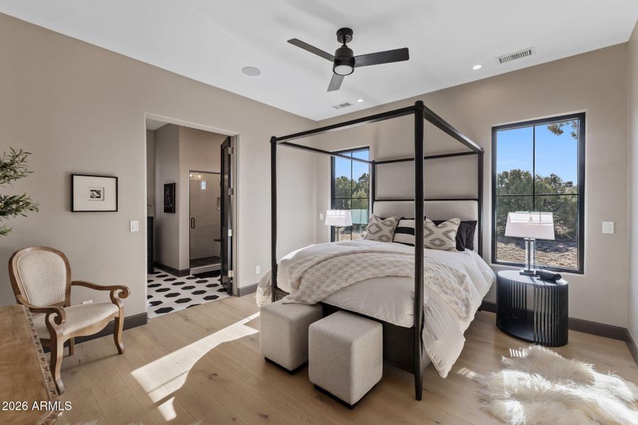 26-Primary Bedroom (1)