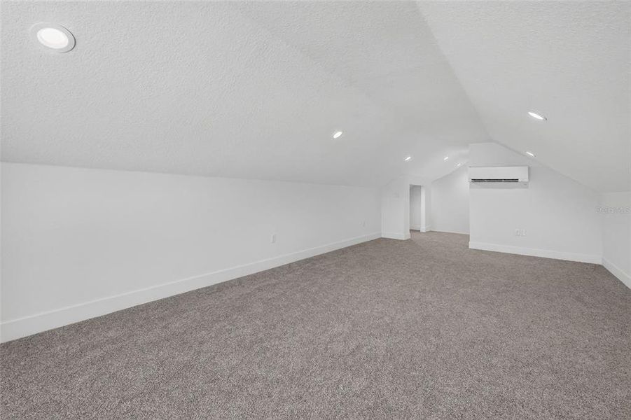 Spacious, unfurnished interior of a new home in , Ocklawaha (Image 37). Spacious, unfurnished interior of a new home in , Ocklawaha (Image 37).