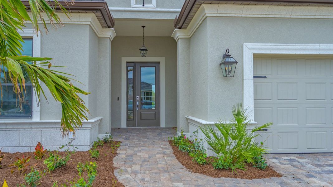 Representative exterior details of a home built from the Endless Summer 4 by Neal Communities in Vistera of Venice, Venice (Image 4).