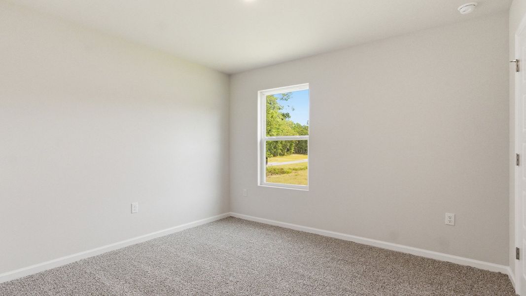 Spacious, unfurnished interior of a new home in Misting Springs, Crawfordville (Image 23).