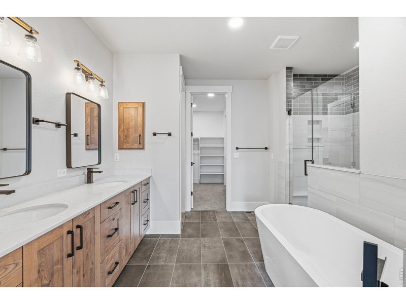 Furnished interior view inside a new home in , Berthoud (Image 12).