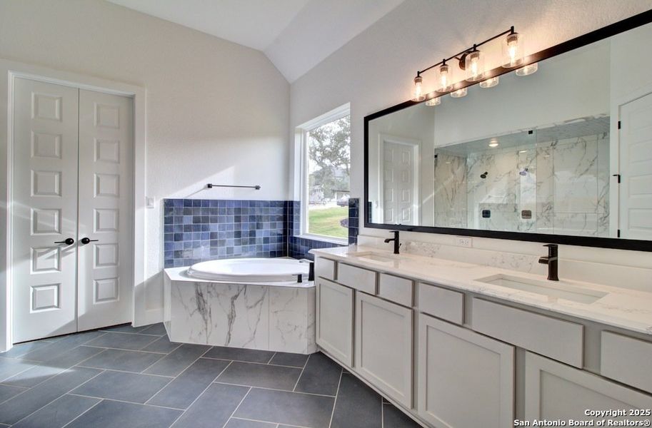 Furnished interior view inside a new home in Verandas at the Rim, San Antonio (Image 11).