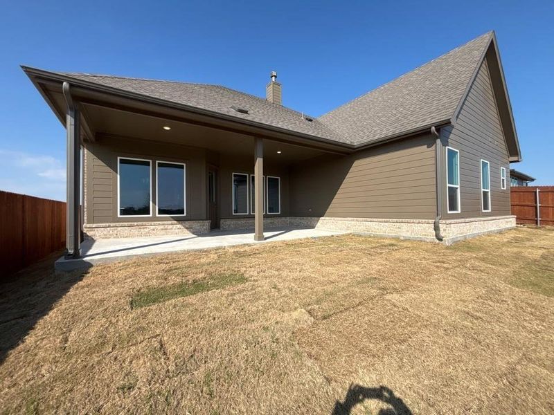 Exterior details and patio area of a home in Waterford Park, Weatherford (Image 3). Exterior details and patio area of a home in Waterford Park, Weatherford (Image 3).