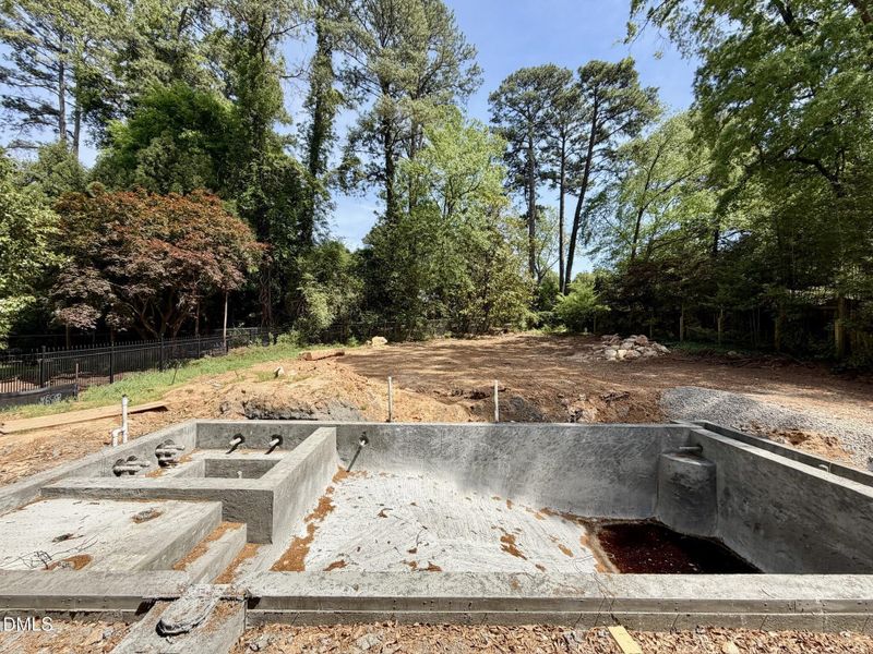 F08D9E6C-0D62-48FE-A8B7-FD8CC63A5D33_1_1