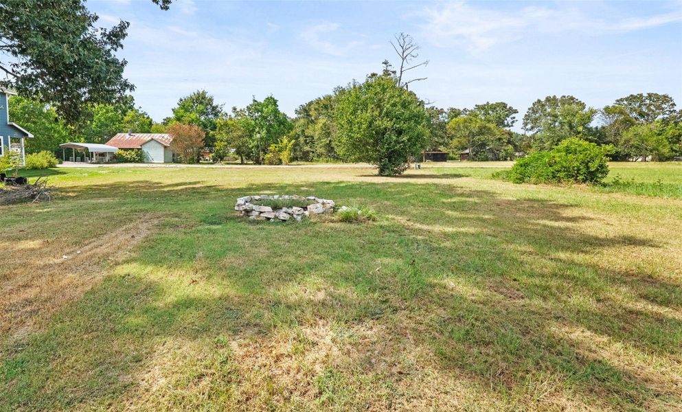 Natural landscape and outdoor views near  in Point Blank (Image 25).