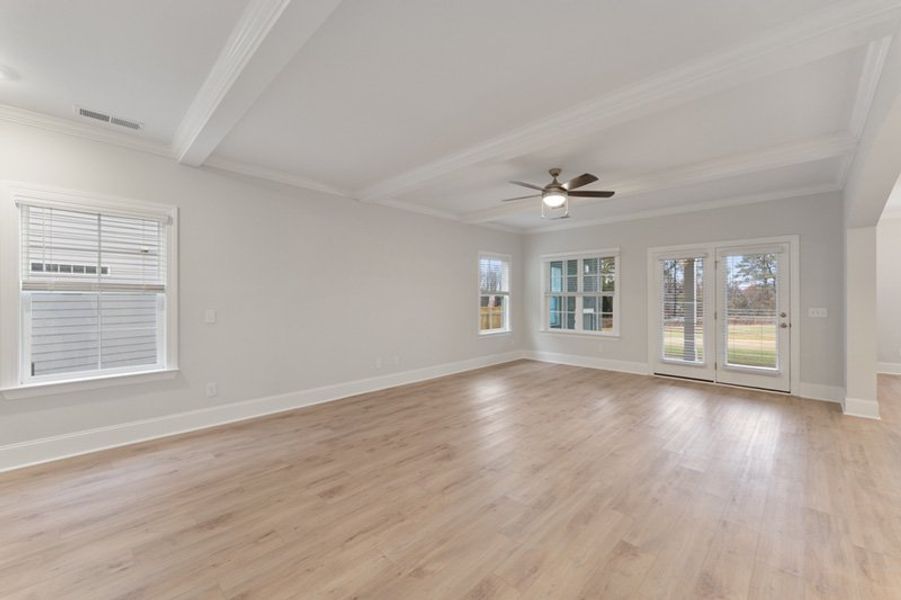 Spacious, unfurnished interior of a new home in Taylor Oaks, Greenville (Image 22).