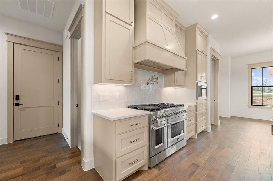 Furnished interior view inside a new home in , Godley (Image 7). Furnished interior view inside a new home in , Godley (Image 7).