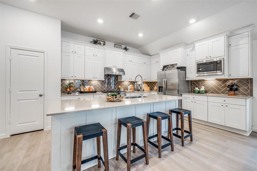 Furnished interior view inside a new home in Anniston, Katy (Image 10).