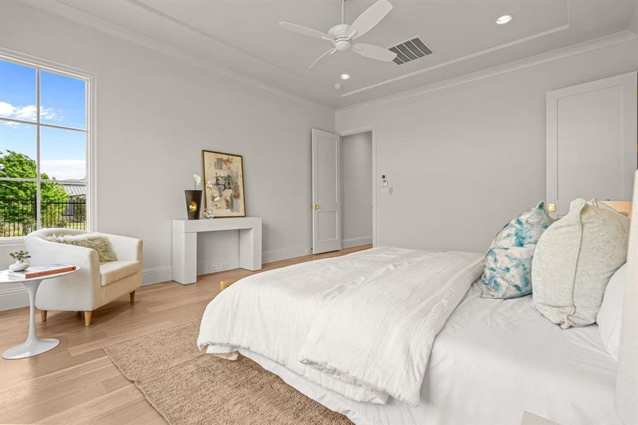 Furnished interior view inside a new home in , Fort Worth (Image 18).