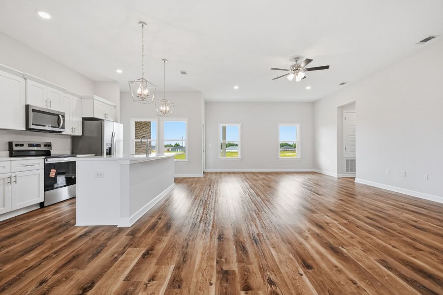 Spacious, unfurnished interior of a new home in Southern Charm, Crestview (Image 42).