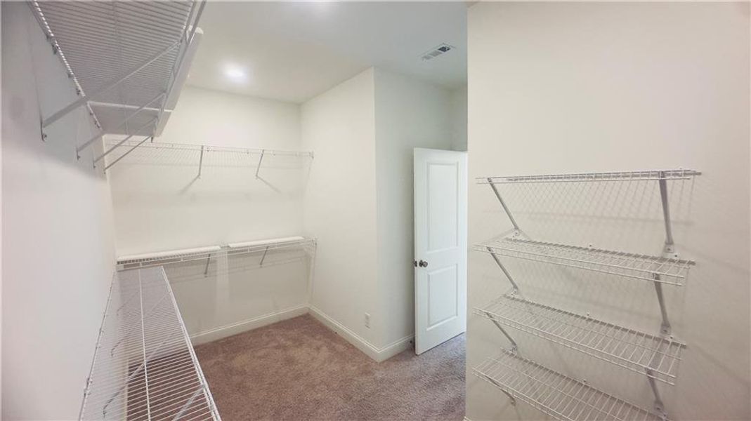 Image 28 of a home in . Image 28 of a home in .