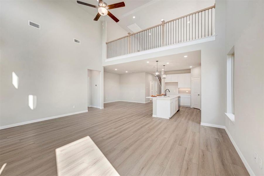 Spacious, unfurnished interior of a new home in Lily Creek at Sutton Fields, Aubrey (Image 37).
