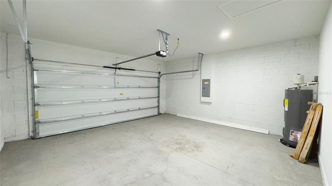 Image 21 of a home in .