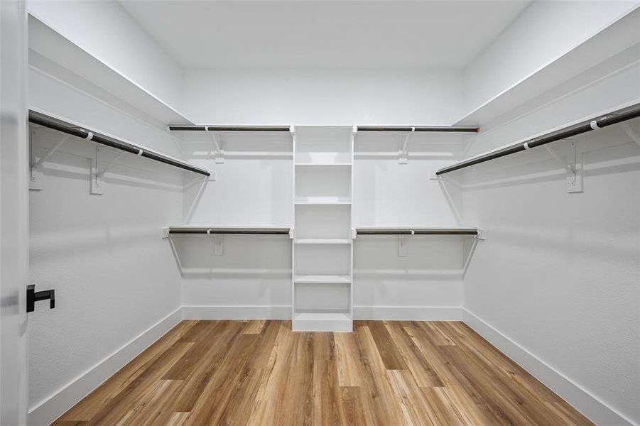 Spacious, unfurnished interior of a new home in , Dallas (Image 23).
