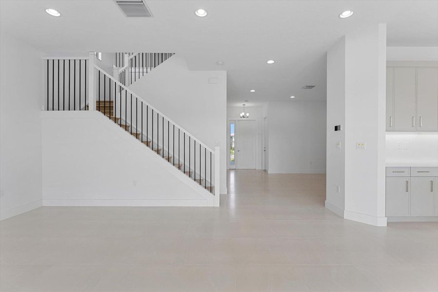 Spacious, unfurnished interior of a new home in , Boca Raton (Image 34). Spacious, unfurnished interior of a new home in , Boca Raton (Image 34).